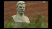 Шарль де Голль у могилы Сталина